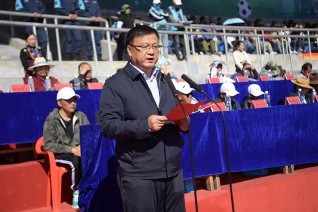山东男篮外援班顿因家庭原因推迟抵达济南