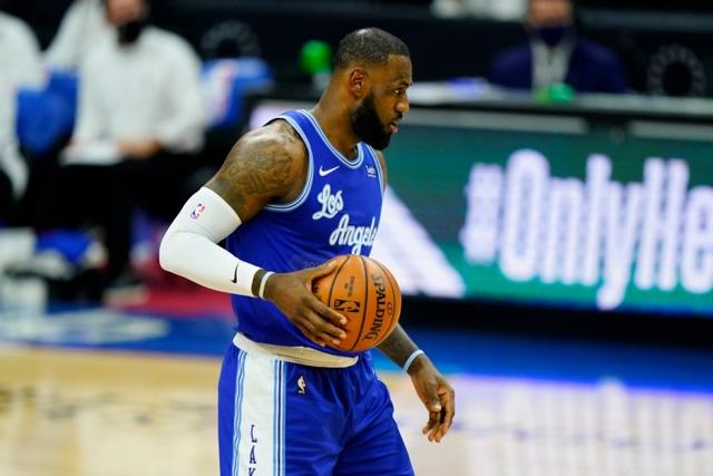 麦凯恩谈NBA球员实力差距：与詹姆斯的差距并不明显